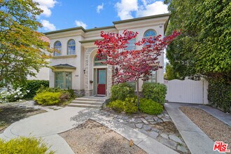 248 S Swall Dr in Beverly Hills, CA - Building Photo - Building Photo