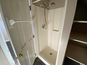 50 Alden St in Ashland, MA - Building Photo - Building Photo