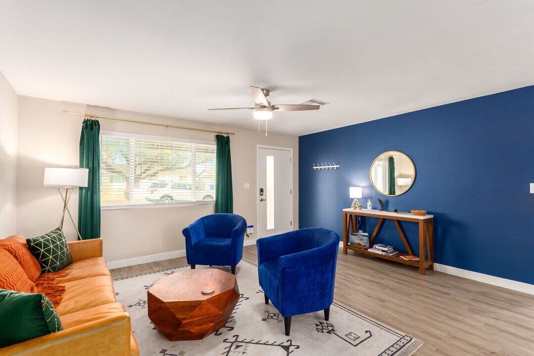 955 E Marigold Ln in Tempe, AZ - Building Photo
