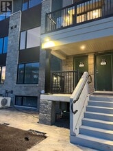 701 Glenroy Gilbert Dr in Ottawa, ON - Building Photo - Building Photo