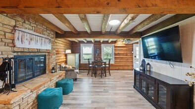 205 Bravo Rd in Canyon Lake, TX - Building Photo - Building Photo