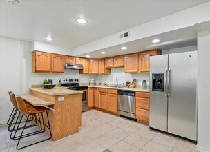 13682 S Blayde Dr in Herriman, UT - Building Photo - Building Photo