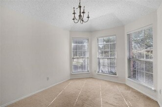 9808 Nixon Dr in McKinney, TX - Foto de edificio - Building Photo