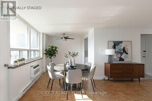 55 Isabella St in Toronto, ON - Building Photo