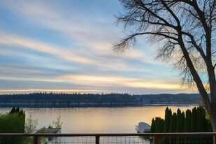 15005 58th Ln NE in Kenmore, WA - Building Photo