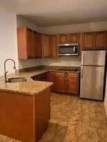 11479 Pineleaf Ct in Fairfax, VA - Building Photo