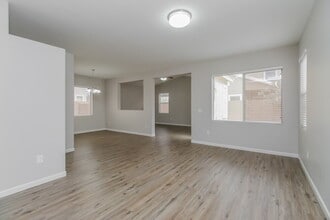 8739 E Lindner Ave in Mesa, AZ - Building Photo - Building Photo