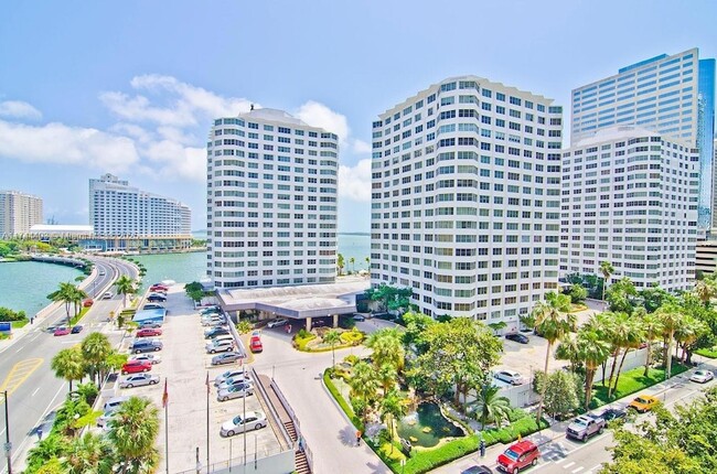 property at 825 Brickell Bay Dr