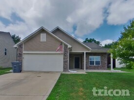 4714 Angelica Dr in Indianapolis, IN - Building Photo