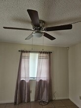 1050 N Fiske Blvd, Unit 501 in Cocoa, FL - Foto de edificio - Building Photo