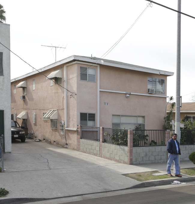 2738 Council St in Los Angeles, CA - Building Photo - Building Photo