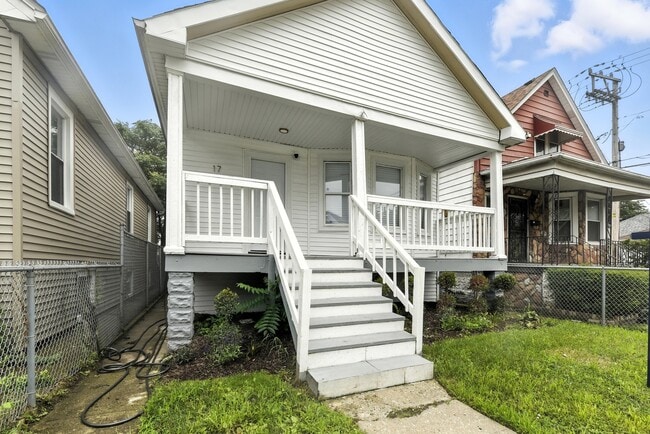property at 17 E 100th Pl