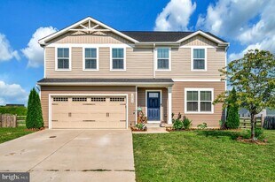 12062 Rundle Crossing in King George, VA - Building Photo