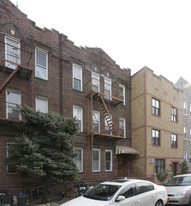 296 Eckford St in Brooklyn, NY - Building Photo