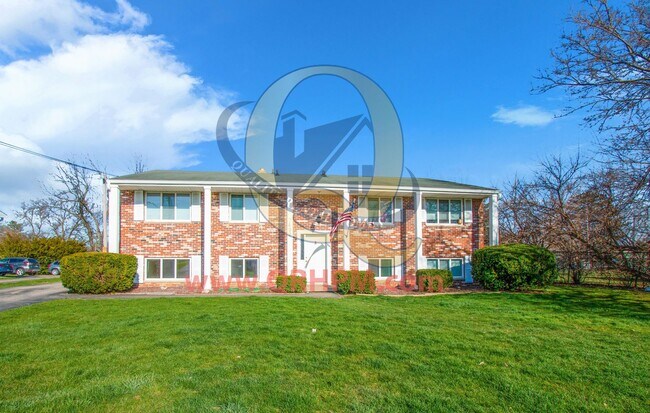 7415 Roger Thomas Dr, Unit 3