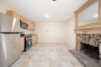 1641 Loma Ln in Chula Vista, CA - Building Photo - Building Photo