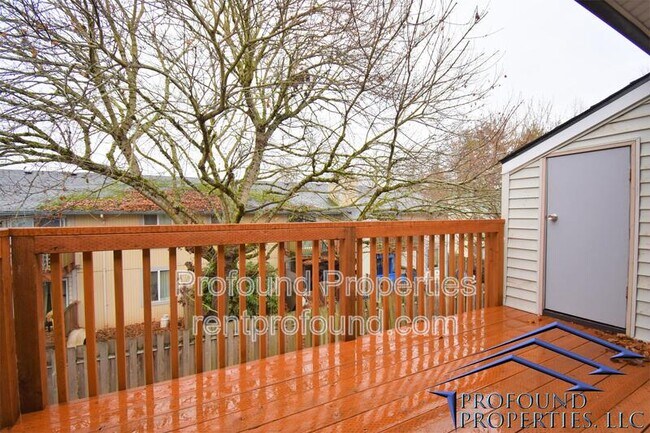 property at 12185 SW Gingham Ln