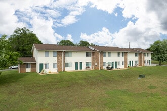 Hampton Ridge Apartments in Duncan, SC - Foto de edificio - Building Photo