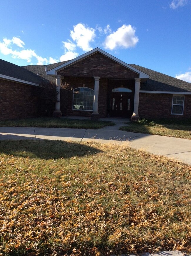 108 Savannah Ct