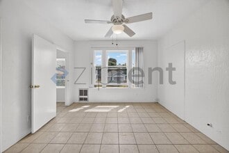 532 21st St in San Diego, CA - Foto de edificio - Building Photo