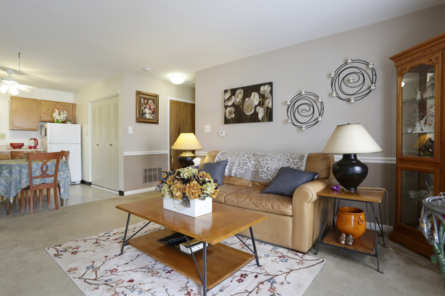 Taunton Run Village 55+ in Berlin Township, NJ - Foto de edificio - Interior Photo