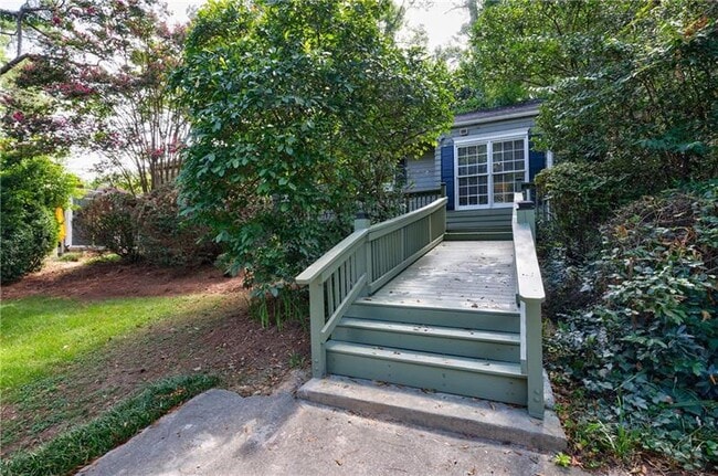 2311 Pembrook Pl NE in Atlanta, GA - Building Photo - Building Photo