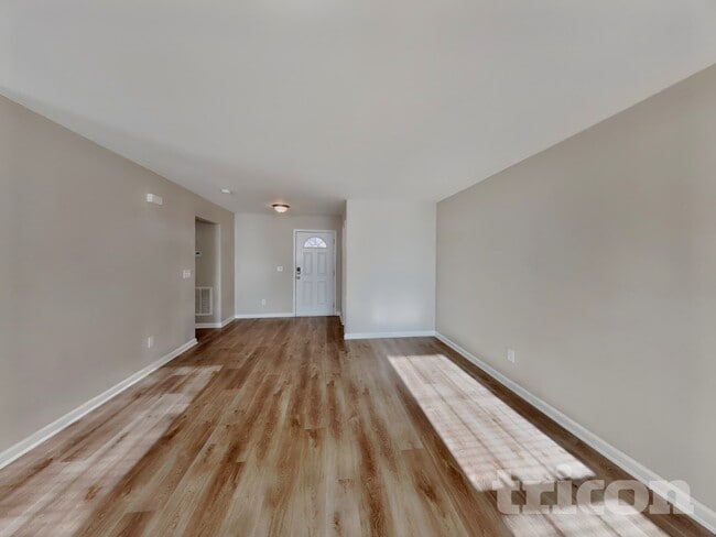 5820 Bryanstone Pl in Raleigh, NC - Foto de edificio - Building Photo