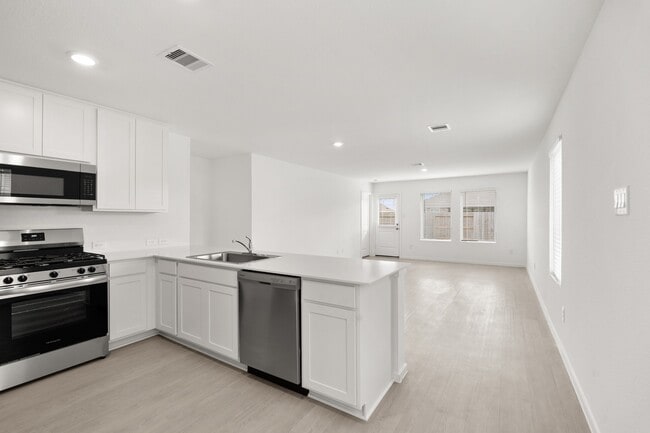 property at 28511 Texas Sparrow Ln