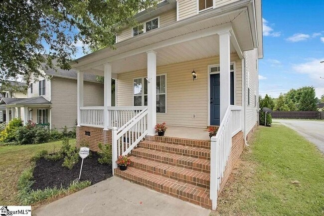 12 Harvley St in Greenville, SC - Building Photo - Building Photo