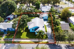 424 53rd St in West Palm Beach, FL - Building Photo