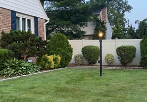 640 Ocean Ave in Massapequa, NY - Building Photo