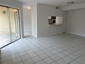 4535 SW 68th Ct Cir in Miami, FL - Building Photo - Building Photo