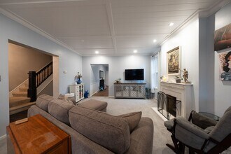 726 10th St in Oakmont, PA - Building Photo - Building Photo