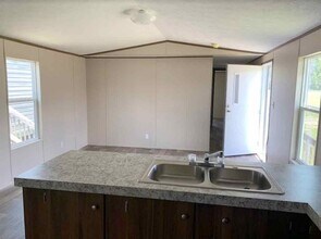 1112 Delco Prosper Rd in Delco, NC - Foto de edificio - Building Photo