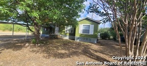 111 Colton Dr in San Antonio, TX - Building Photo