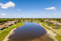 5750 Phoenix Palm Ct in Delray Beach, FL - Foto de edificio - Building Photo