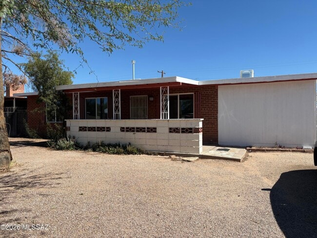 property at 5844 E 33rd St