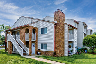 Pelican Watch in Virginia Beach, VA - Foto de edificio - Building Photo