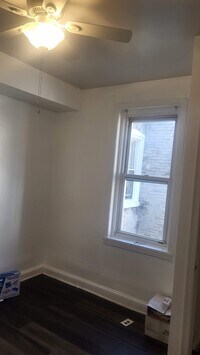 5402 Lansdowne Ave, Unit 2 - 6