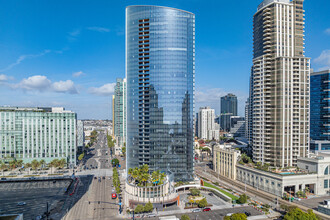 Pacific Gate in San Diego, CA - Building Photo - Primary Photo