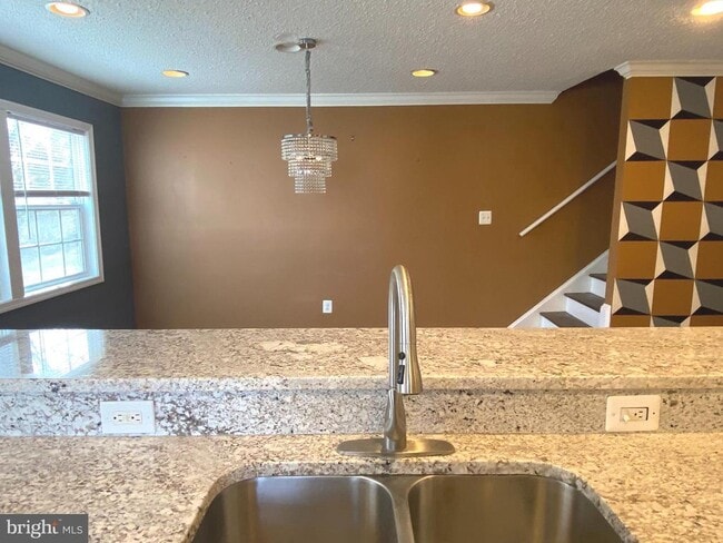 14745 Barksdale St in Woodbridge, VA - Building Photo - Building Photo