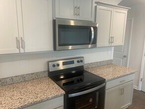 1754 Bright Hope Ln in Dallas, NC - Building Photo - Building Photo