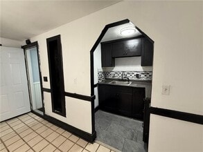 121 Central Ave in Johnston, RI - Building Photo - Building Photo