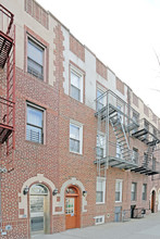 4307 Ditmars Blvd in Long Island City, NY - Building Photo - Building Photo