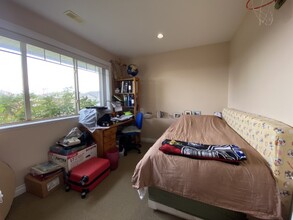 5775 Bradbury Rd in Nanaimo, BC - Building Photo - Building Photo
