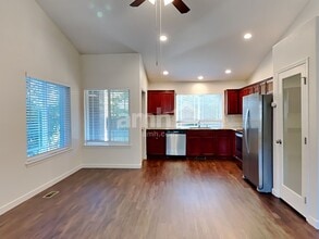 10415 Red Fern Ct SE in Yelm, WA - Building Photo - Building Photo