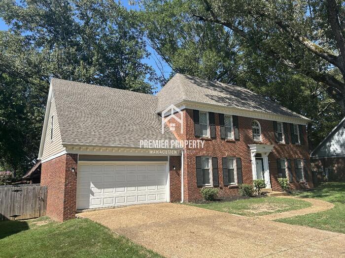 7248 Germanshire Ln in Memphis, TN - Foto de edificio
