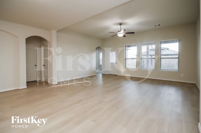 2826 Torrey Pines Dr in Pattison, TX - Foto de edificio - Building Photo