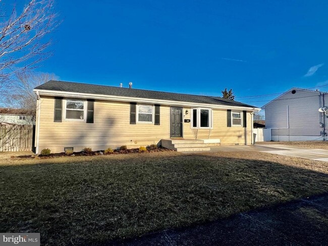 property at 16 Schoolhouse Dr
