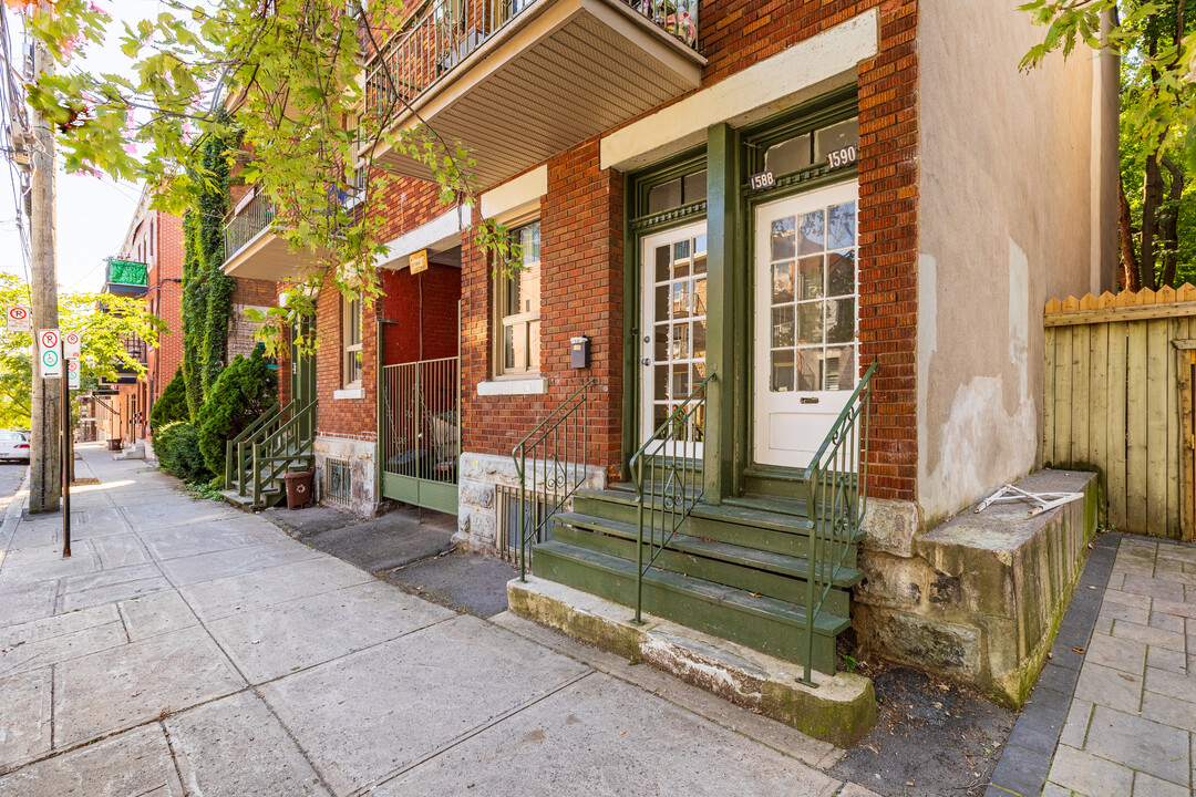 1580-1590 Alexandre-Desève Rue in Montréal, QC - Building Photo